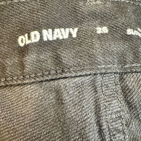 NWT Old Navy Plus Size High Waist Slouchy Straight Black Denim Shorts - Size 26 - Picture 6 of 11